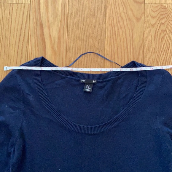 H&M sweater dress - Picture 9 of 10